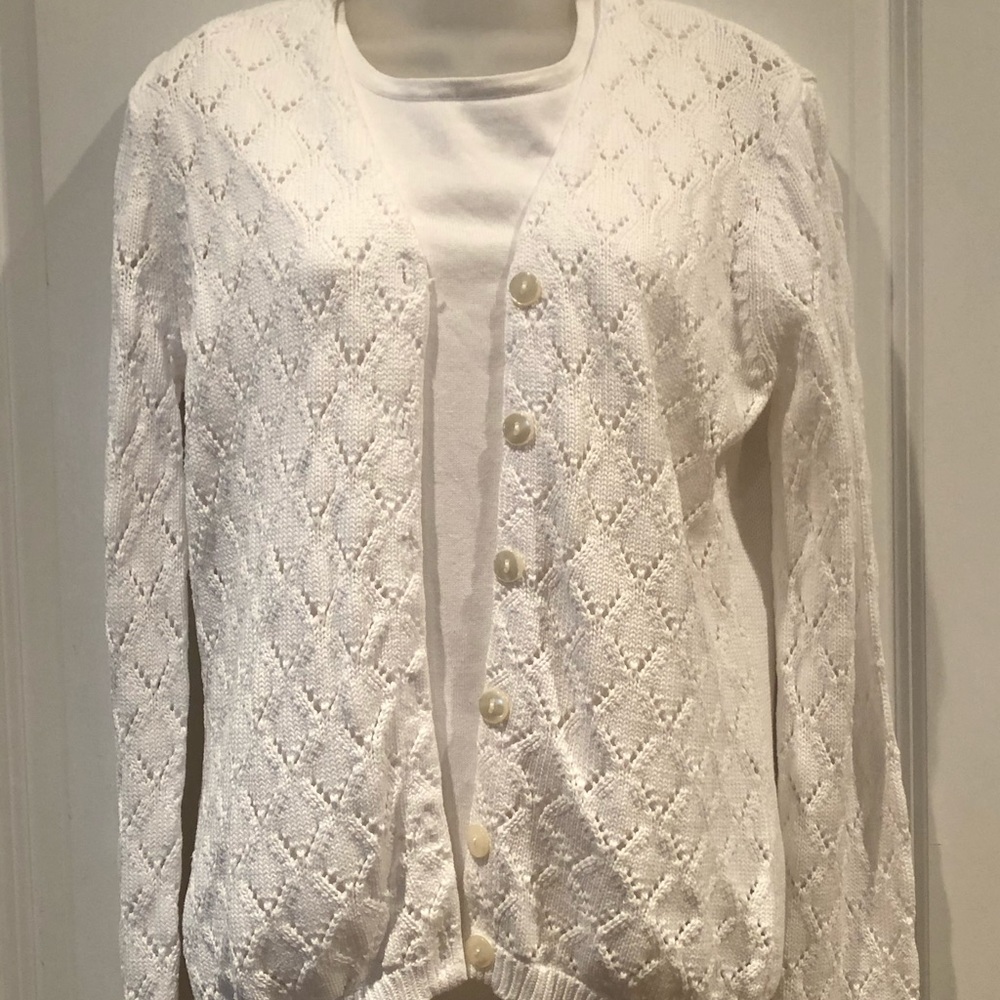 2-pc White Sweater Set Size Small - Picture 5 of 8